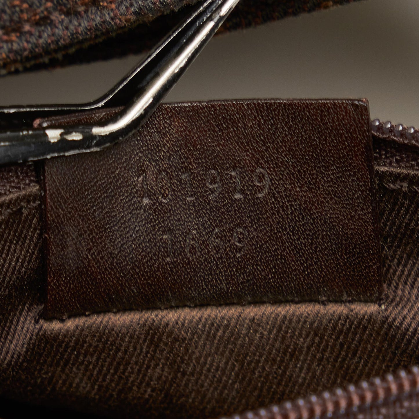 Gucci GG Canvas Tote Bag (SHG-oSiqM2)