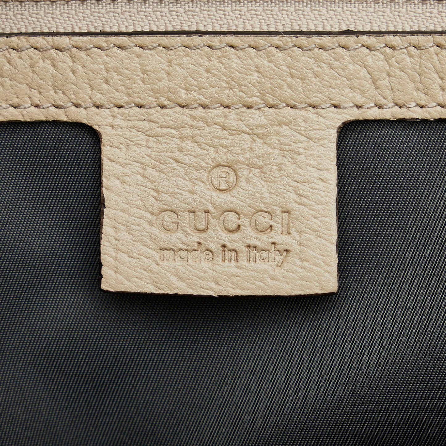 Gucci GG Econyl Off The Grid Convertible Tote (SHG-un0HfR)