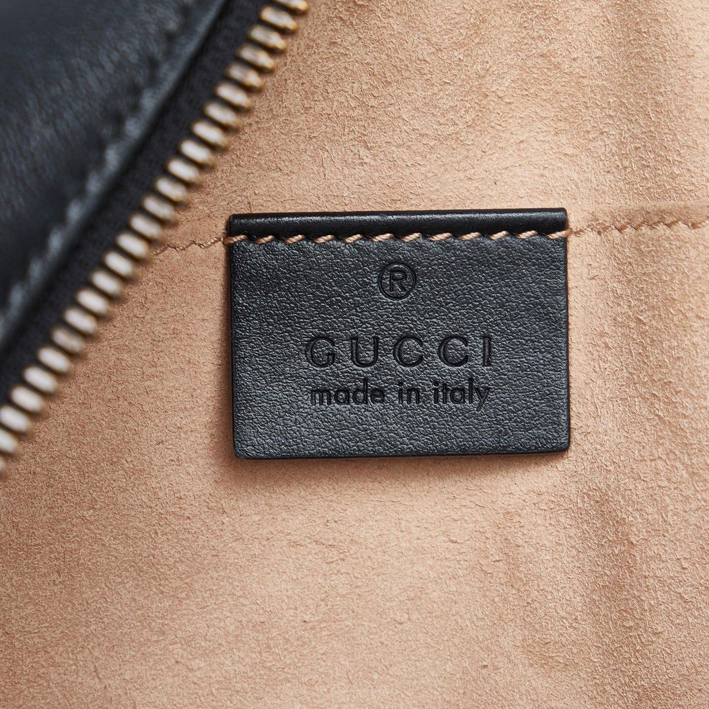 Gucci GG Marmont Matelasse Crossbody Bag (SHG-Vgiuge)