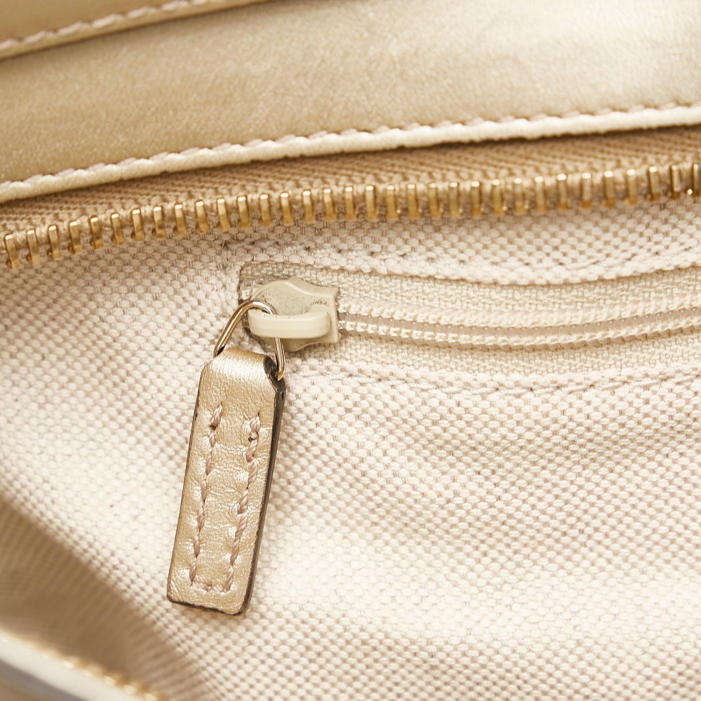 Gucci Guccissima Sukey Crossbody Bag