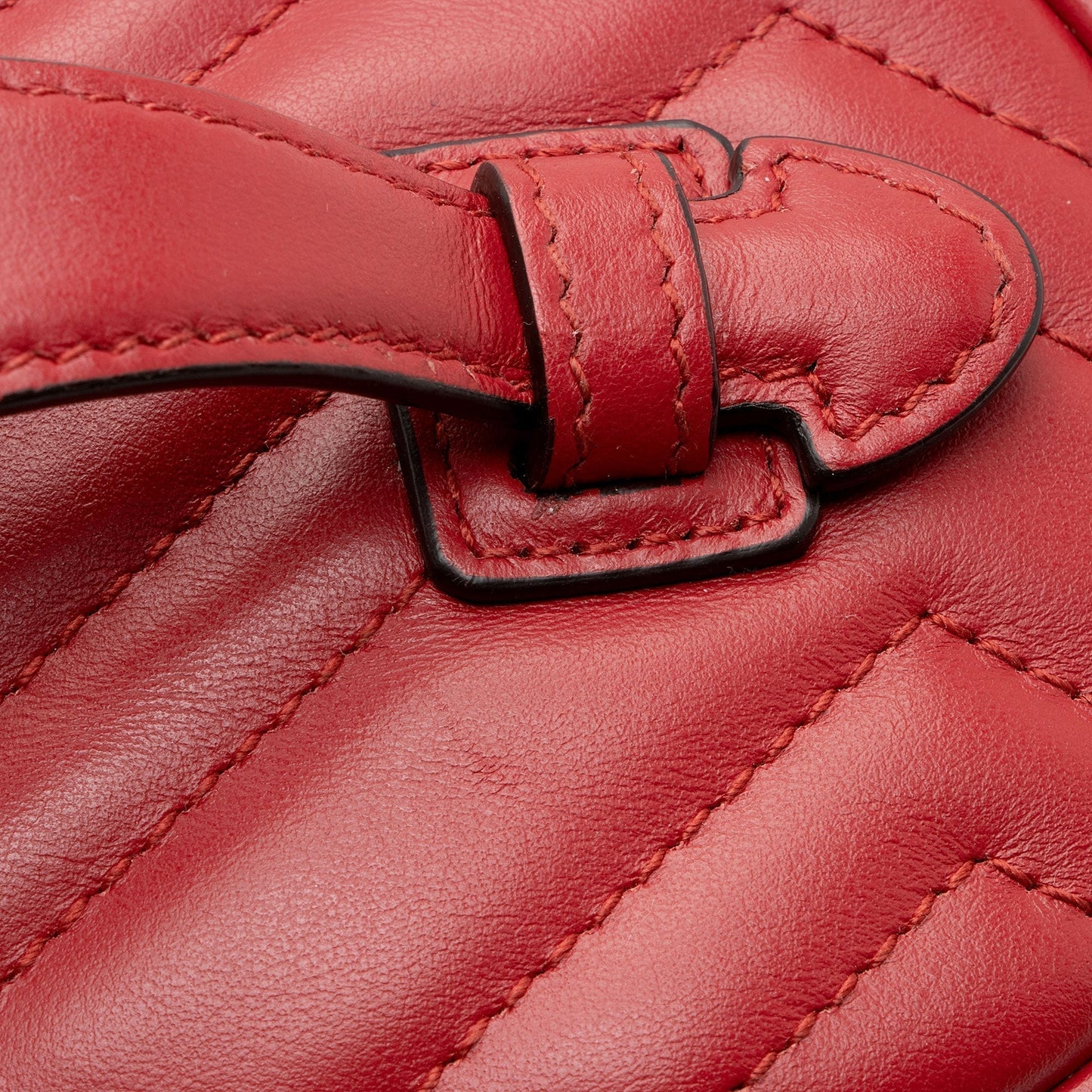 Gucci Matelasse Leather GG Marmont Round Mini Backpack (SHF-I7EvuE)