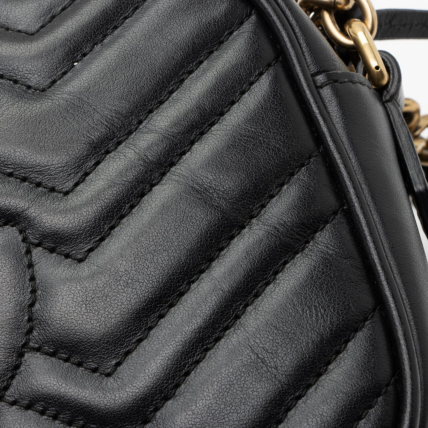 Gucci Matelasse Leather GG Marmont Small Shoulder Bag (SHF-Abtg9L)