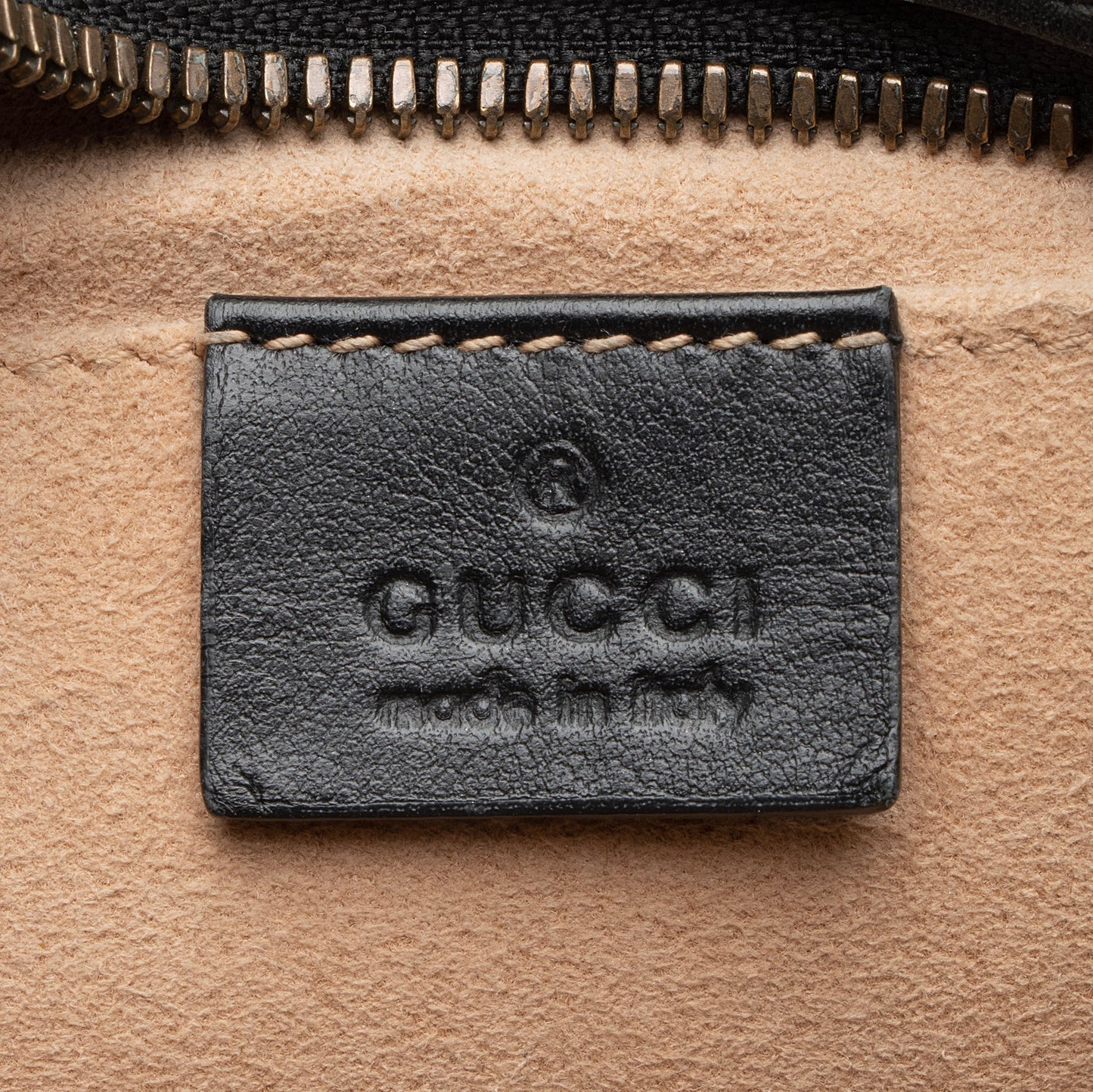 Gucci Matelasse Leather GG Marmont Small Shoulder Bag (SHF-Abtg9L)