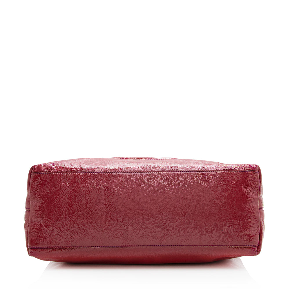 Gucci Patent Leather Soho Medium Shoulder Bag (SHF-20555)
