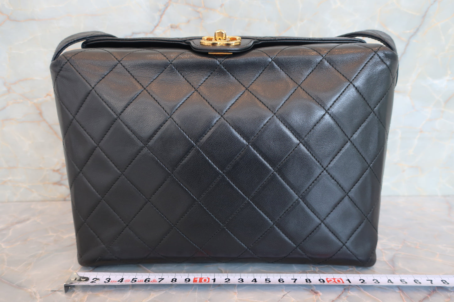 CHANEL/シャネル マトラッセショルダーバッグ ラムスキン ブラック/ゴールド金具 ショルダーバッグ 700070241