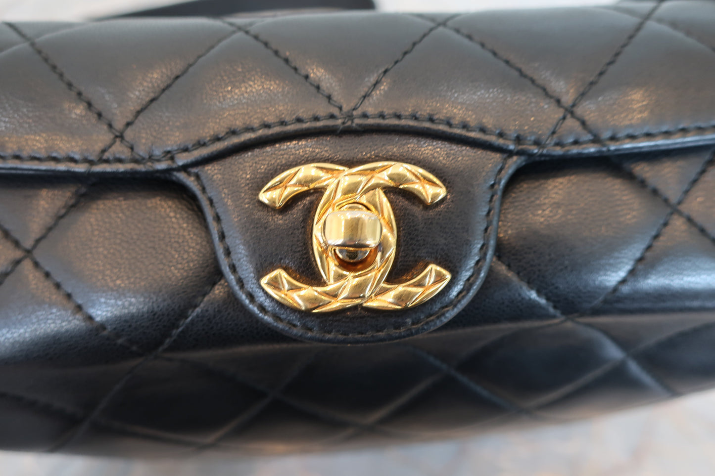 CHANEL/シャネル マトラッセショルダーバッグ ラムスキン ブラック/ゴールド金具 ショルダーバッグ 700070241