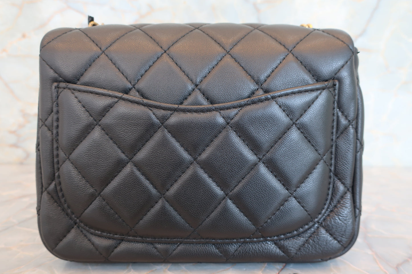 CHANEL/シャネル ミニマトラッセチェーンショルダーバッグ ラムスキン ブラック/ゴールド金具 ショルダーバッグ 700070250