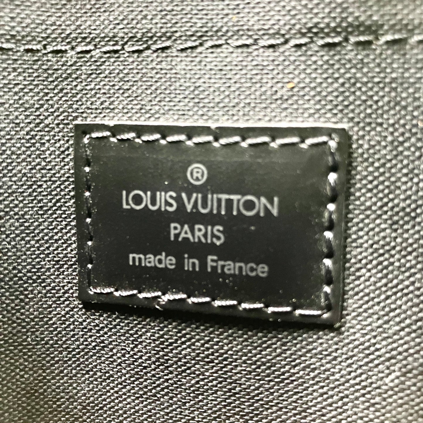 Louis Vuitton  Taiga Shoulder Bag