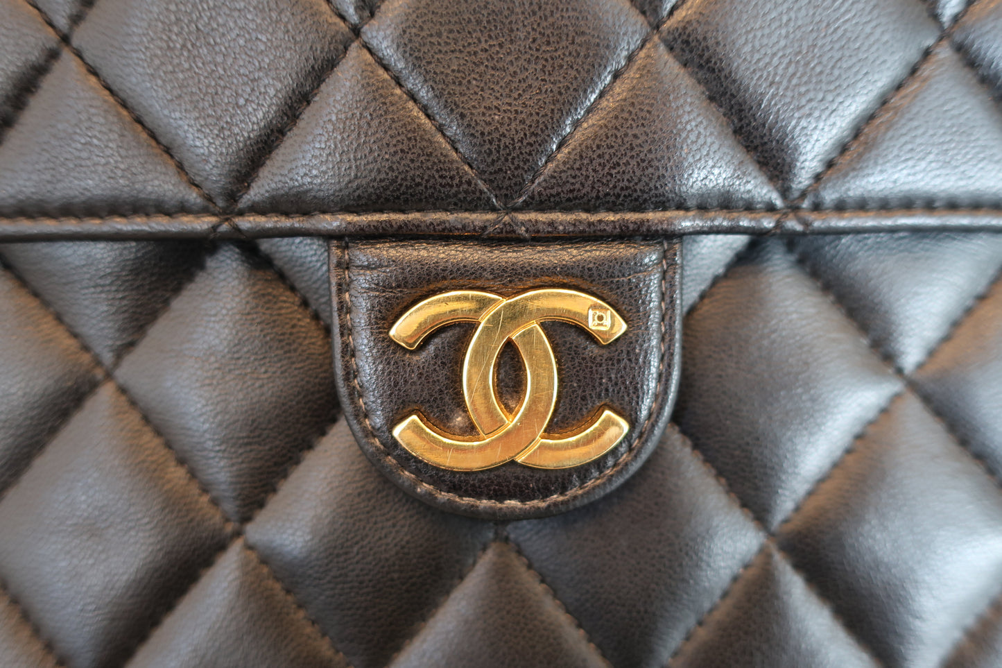 CHANEL/シャネル マトラッセチェーンショルダーバッグ ラムスキン ブラック/ゴールド金具 ショルダーバッグ 700070244
