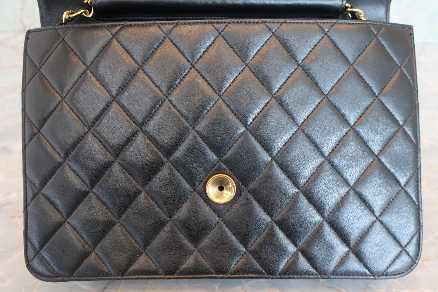 CHANEL/シャネル マトラッセチェーンショルダーバッグ ラムスキン ブラック/ゴールド金具 ショルダーバッグ 700070244