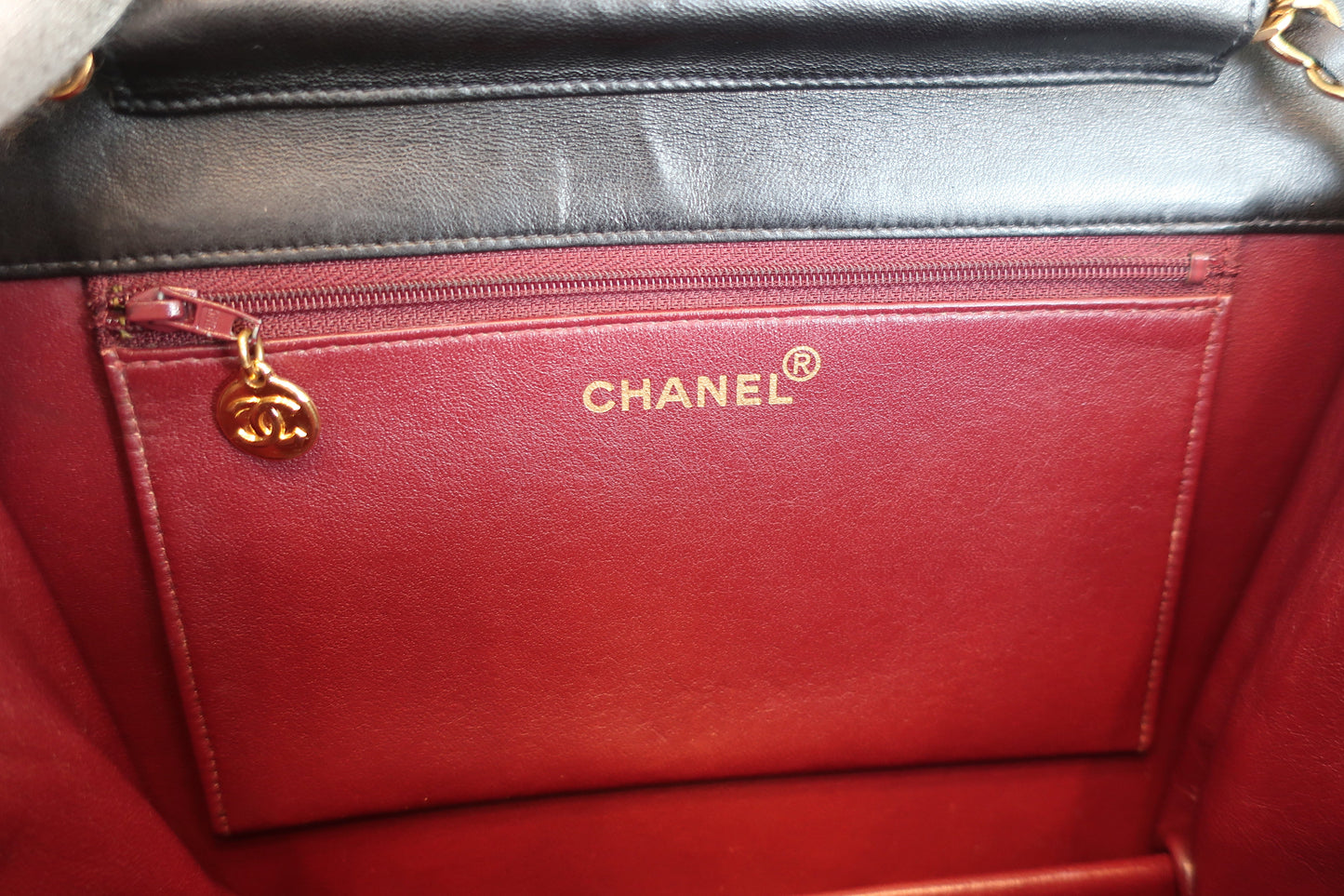 CHANEL/シャネル マトラッセチェーンショルダーバッグ ラムスキン ブラック/ゴールド金具 ショルダーバッグ 700070244