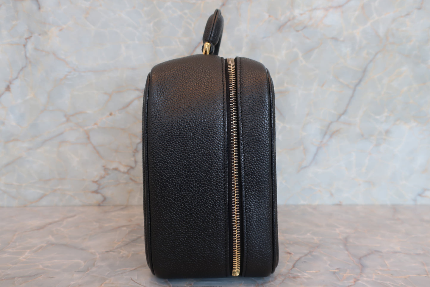 CHANEL/シャネル ココマーク2WAYバニティ キャビアスキン ブラック/ゴールド金具 バニティ 700070261