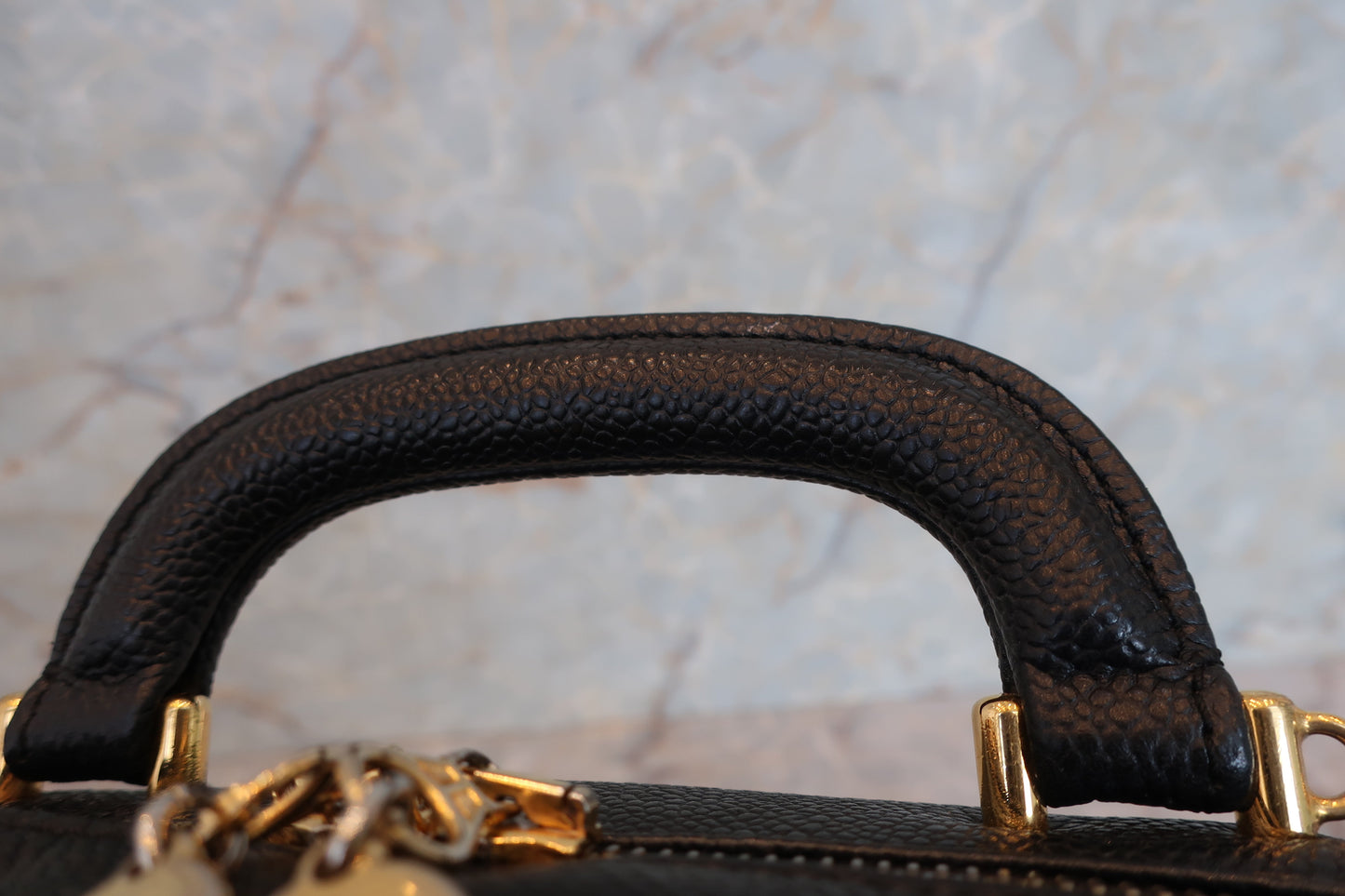 CHANEL/シャネル ココマーク2WAYバニティ キャビアスキン ブラック/ゴールド金具 バニティ 700070261