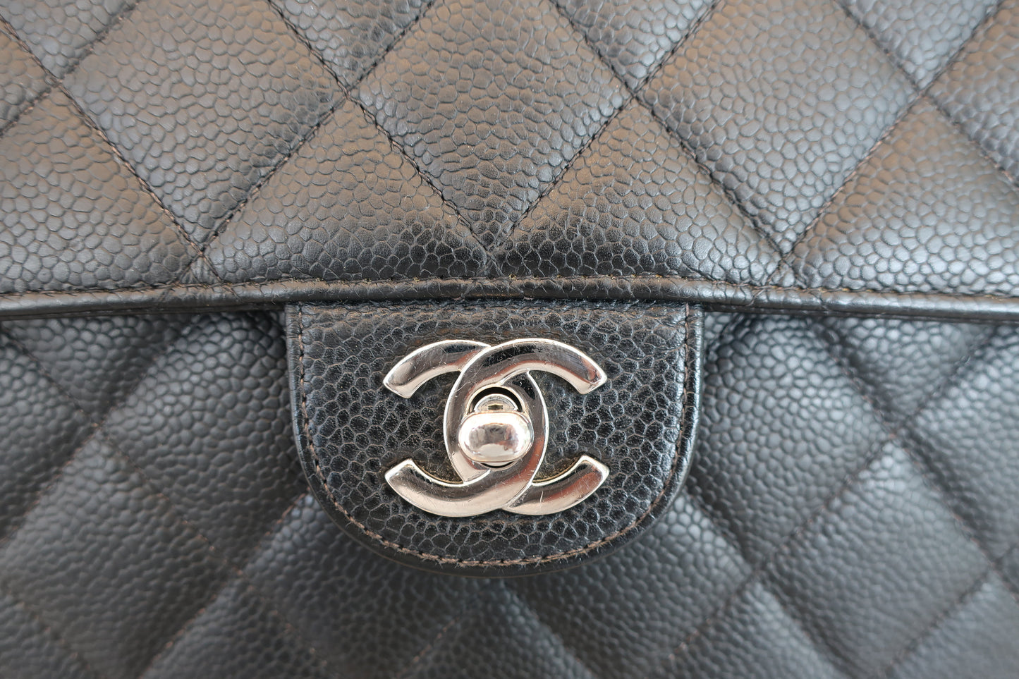 CHANEL/シャネル 中マトラッセシングルフラップチェーンショルダーバッグ キャビアスキン ブラック/シルバー金具 ショルダーバッグ 700070267