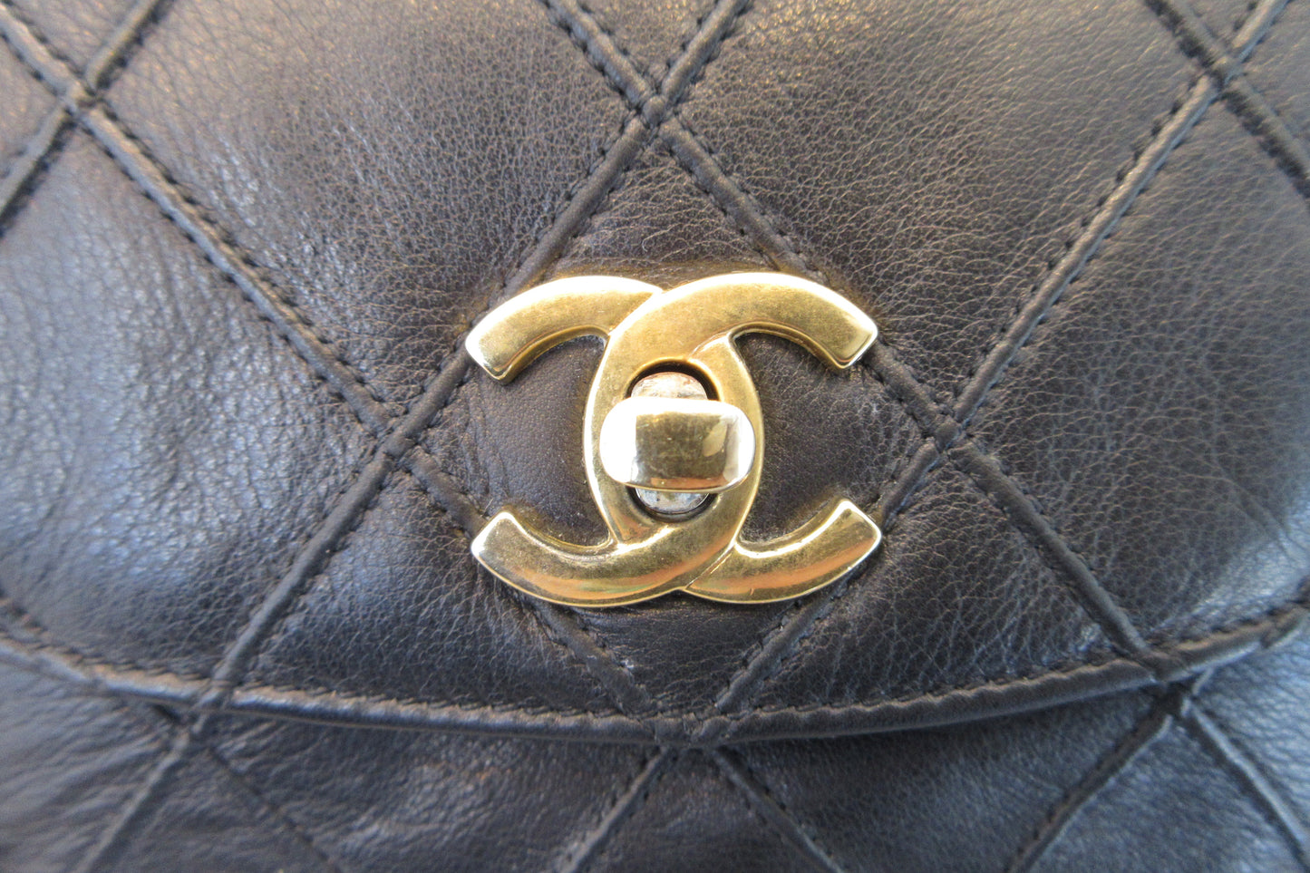 CHANEL/シャネル ビコローレウエストバッグ ラムスキン ブラック/ゴールド金具 ウエストバッグ 700070156