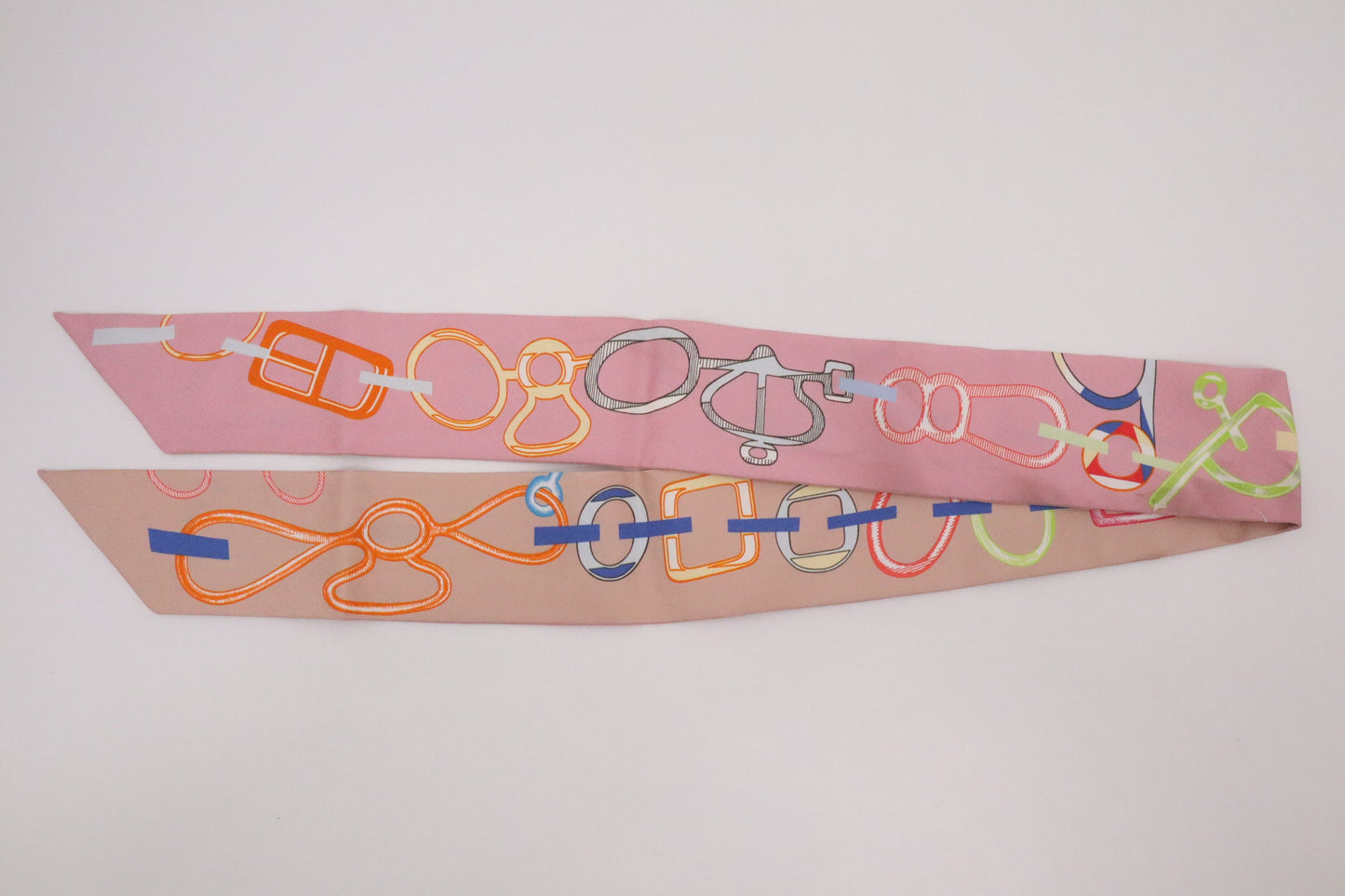 Hermes 'Do Re Boucles' Twilly in Pink Silk
