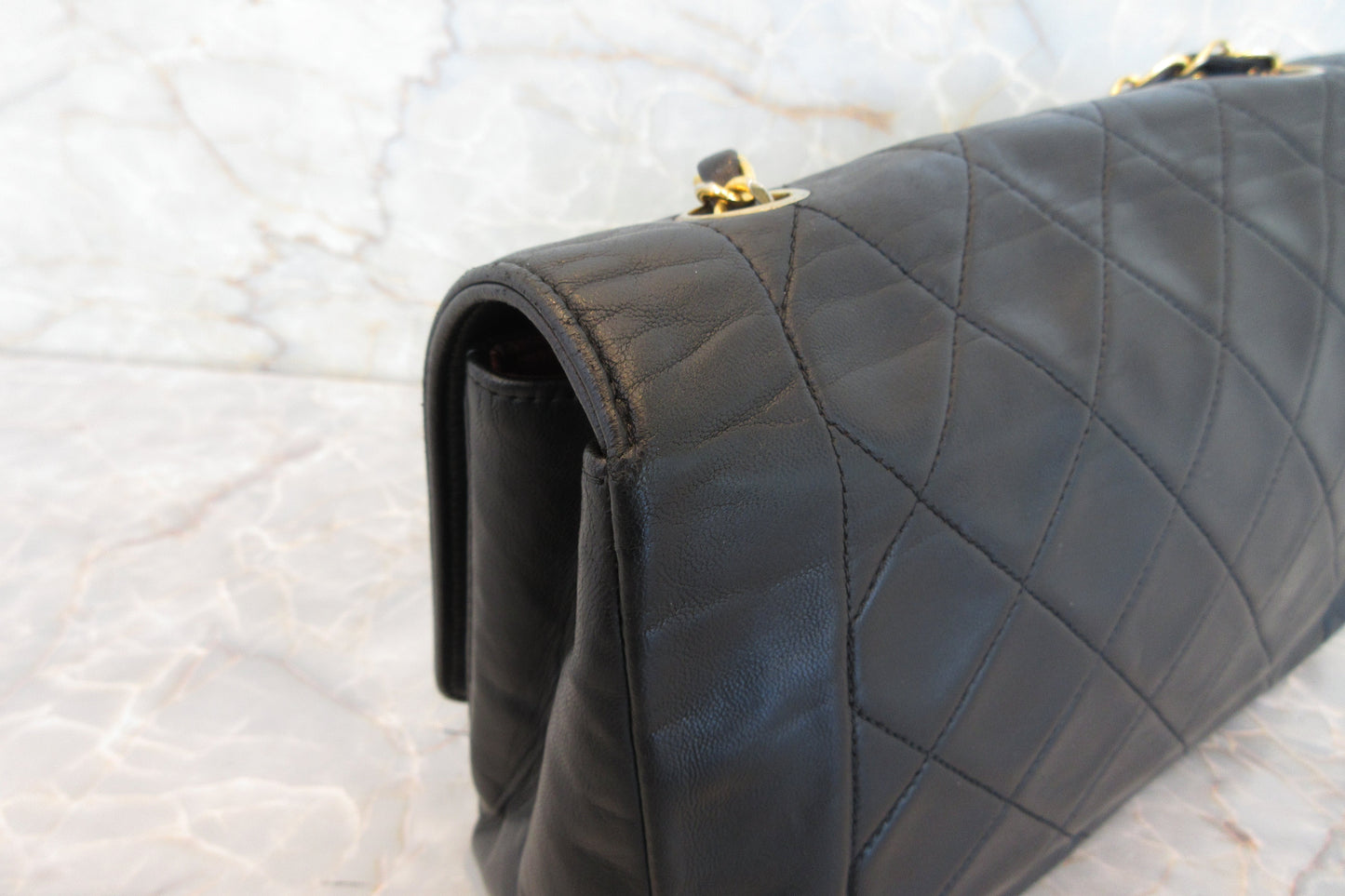 CHANEL/シャネル ダイアナマトラッセチェーンショルダーバッグ ラムスキン ブラック/ゴールド金具 ショルダーバッグ 700070150