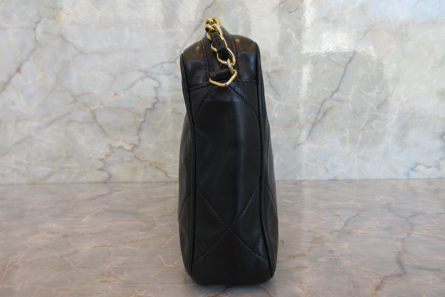 CHANEL/シャネル ココマークフリンジチェーンショルダーバッグ ラムスキン ブラック/ゴールド金具 ショルダーバッグ 700070155