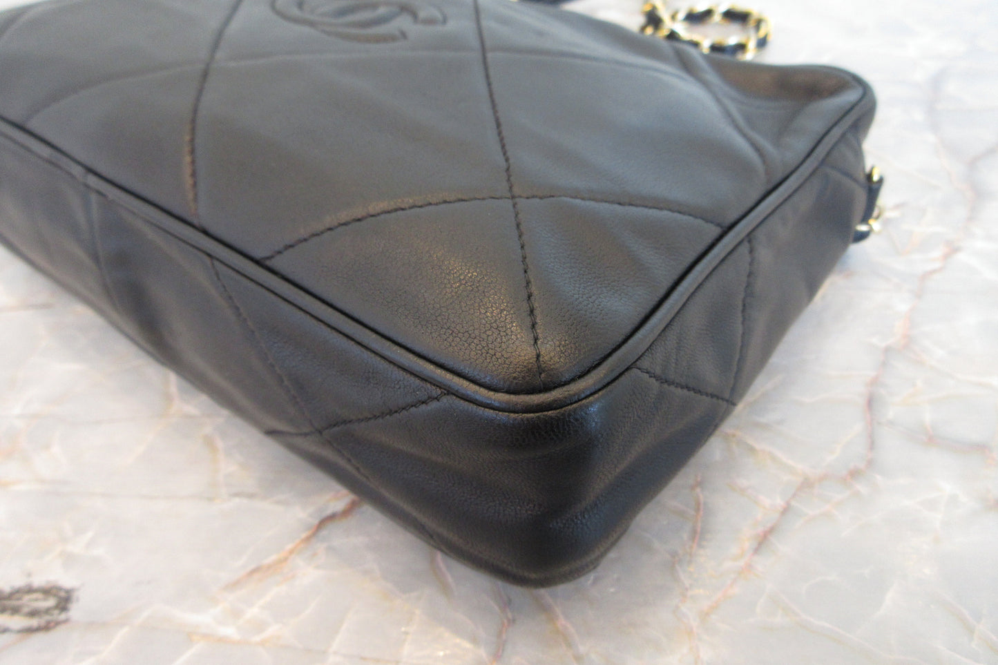 CHANEL/シャネル ココマークフリンジチェーンショルダーバッグ ラムスキン ブラック/ゴールド金具 ショルダーバッグ 700070155