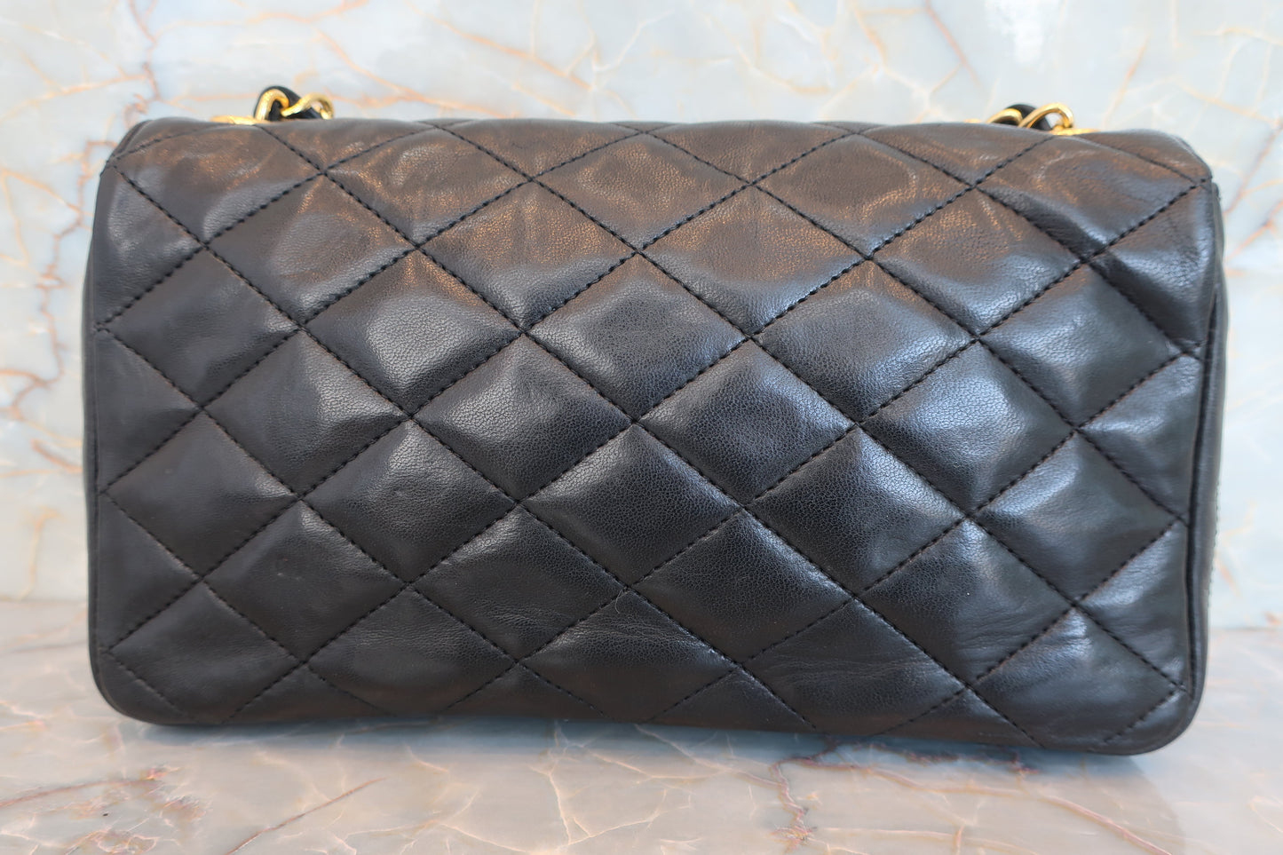 CHANEL/シャネル デカココチェーンショルダーバッグ ラムスキン ブラック/ゴールド金具 ショルダーバッグ 700060270