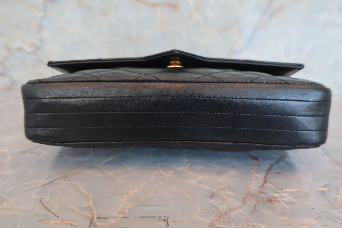 CHANEL/シャネル デカココチェーンショルダーバッグ ラムスキン ブラック/ゴールド金具 ショルダーバッグ 700060270