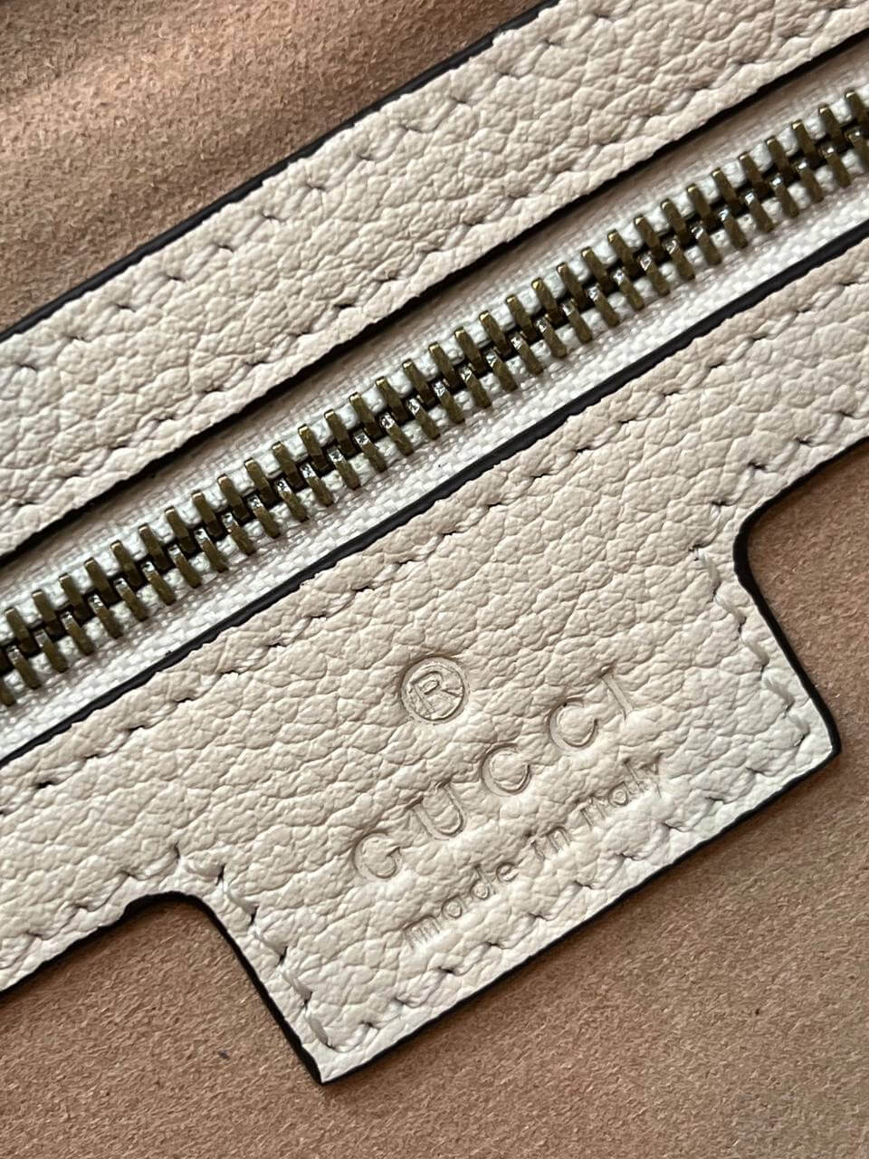 Gucci Aphrodite large shoulder bag white
