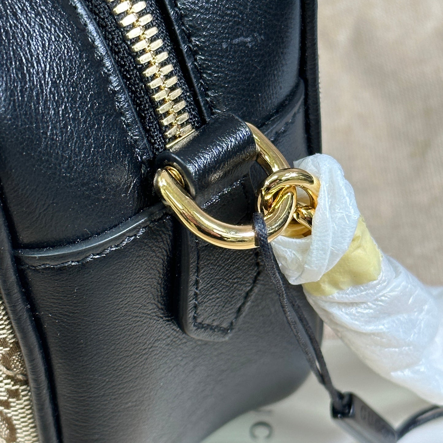 Gucci Canvas GG Marmont Crossbody Shoulder Bag - Black