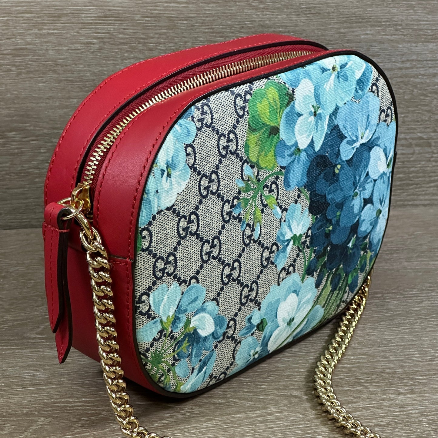 Gucci Chain Crossbody Bag Blooms Print GG Coated Canvas Mini Print, Red