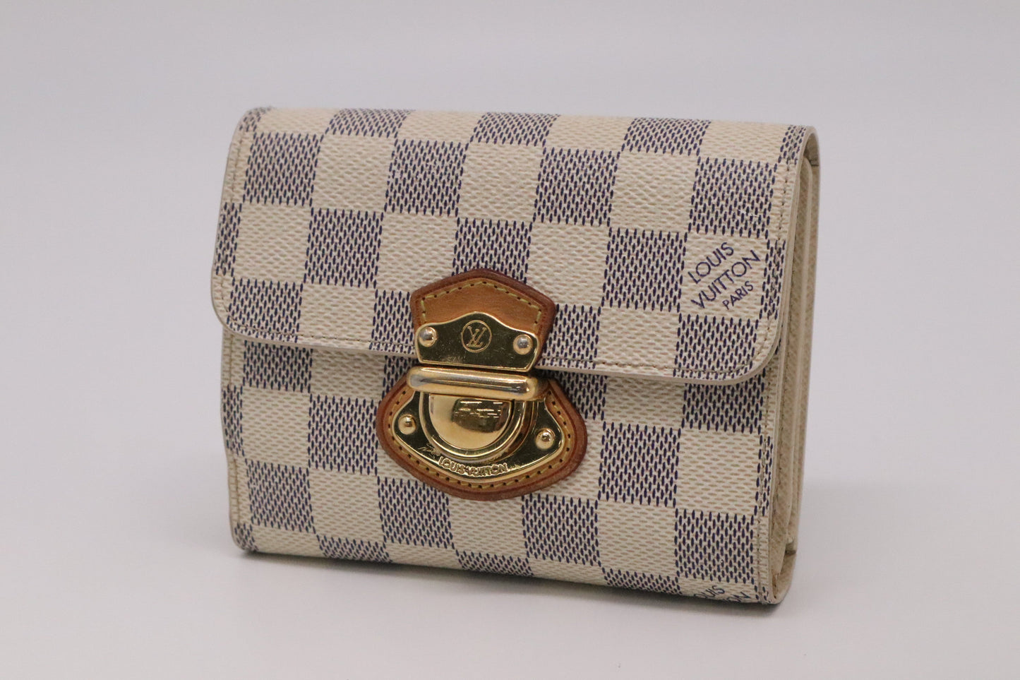 Louis Vuitton Portefeuille Koala in Damier Azur Canvas