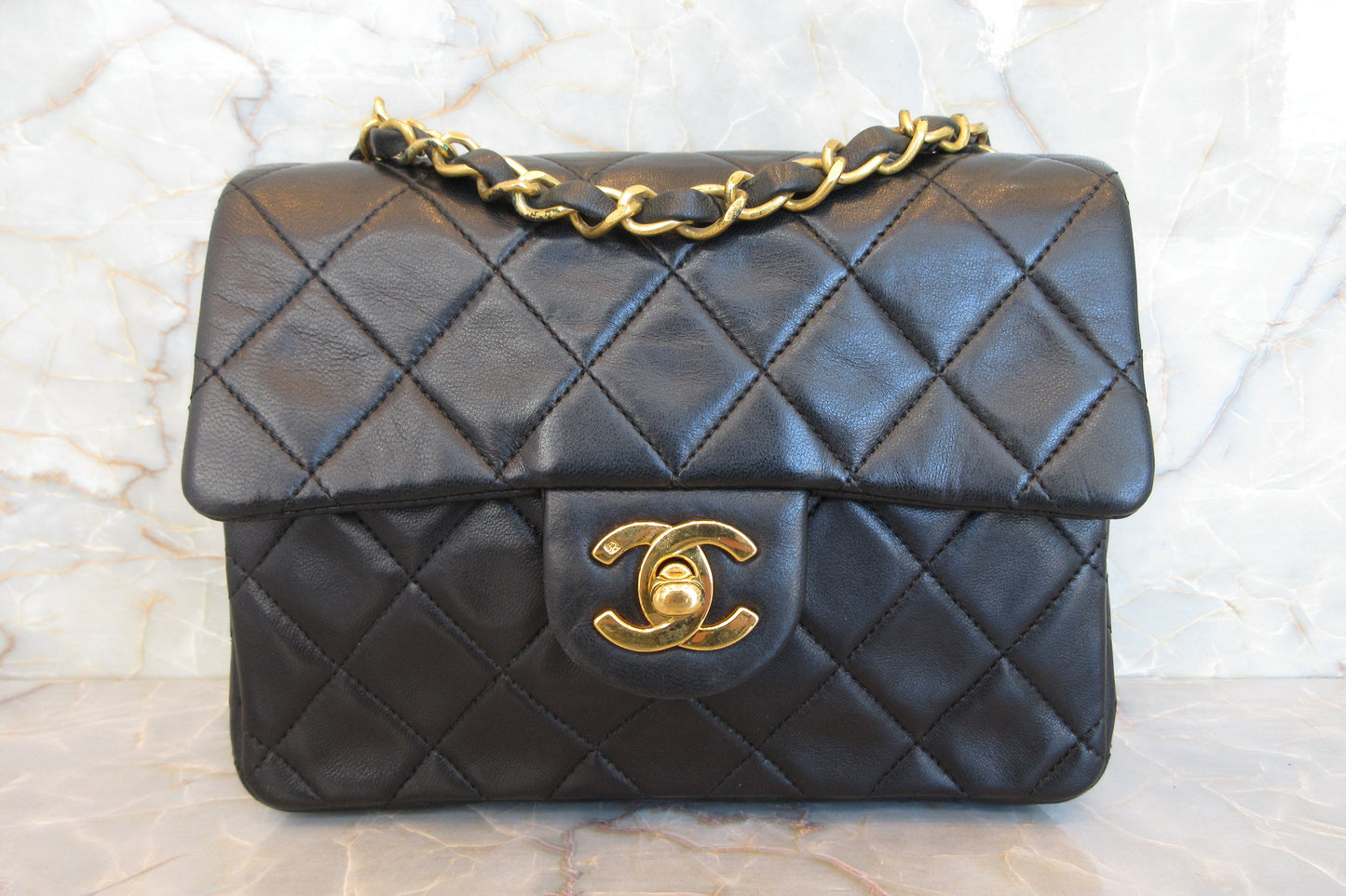 CHANEL/シャネル ミニマトラッセシングルフラップチェーンショルダーバッグ ラムスキン ブラック/ゴールド金具 ショルダーバッグ 700060218