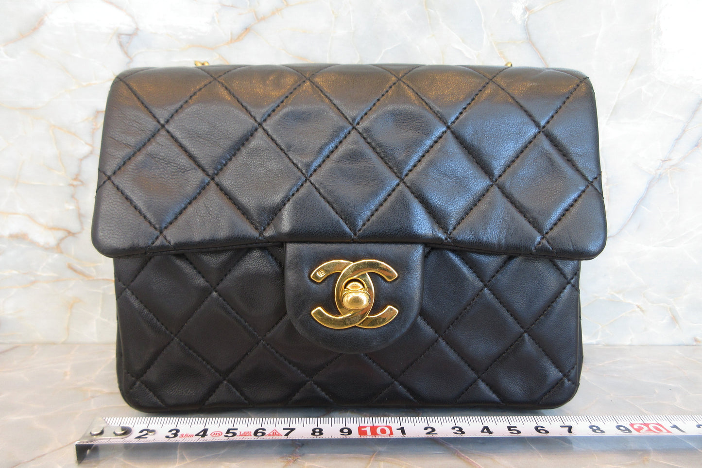 CHANEL/シャネル ミニマトラッセシングルフラップチェーンショルダーバッグ ラムスキン ブラック/ゴールド金具 ショルダーバッグ 700060218