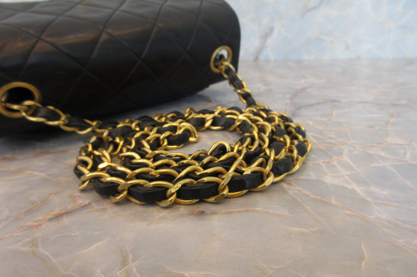 CHANEL/シャネル ミニマトラッセシングルフラップチェーンショルダーバッグ ラムスキン ブラック/ゴールド金具 ショルダーバッグ 700060218