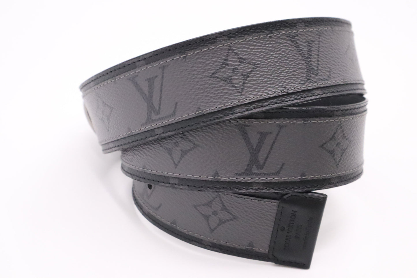 Louis Vuitton Belt in Reverse Eclipse Monogram Canvas