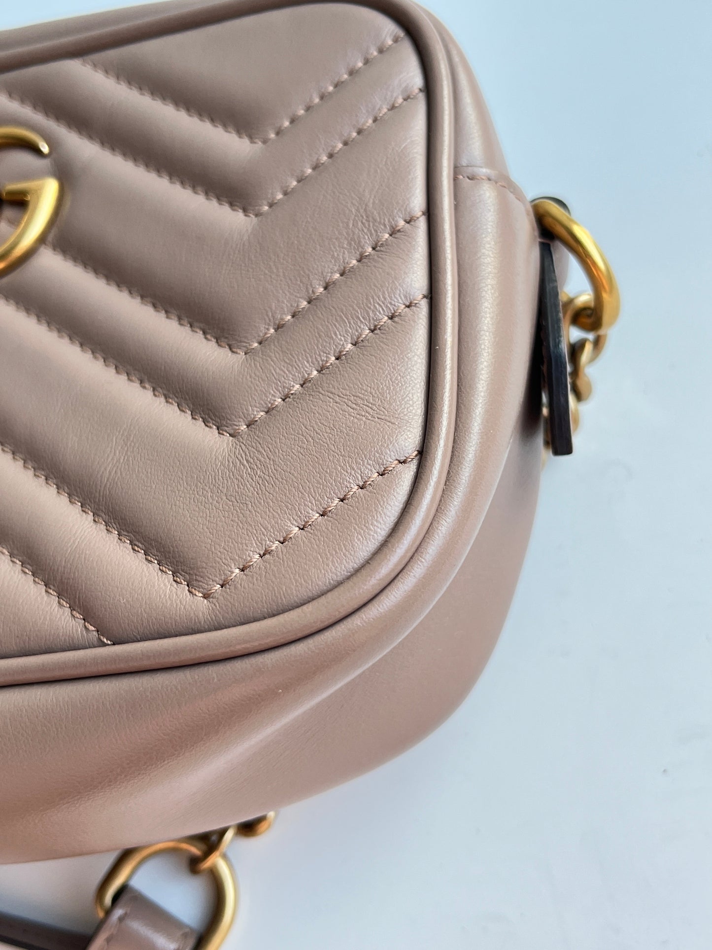 GUCCI - MARMONT MATELASSE MINI BAG DUSTY PINK