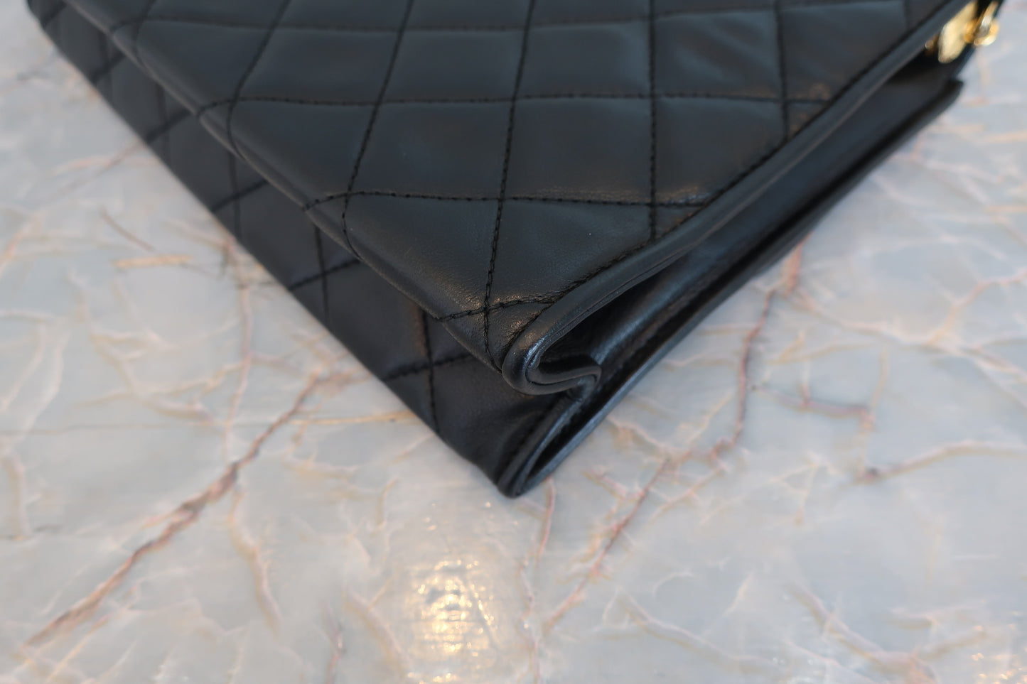 CHANEL/シャネル マトラッセフリンジチェーンショルダーバッグ ラムスキン ブラック/ゴールド金具 ショルダーバッグ 700070134