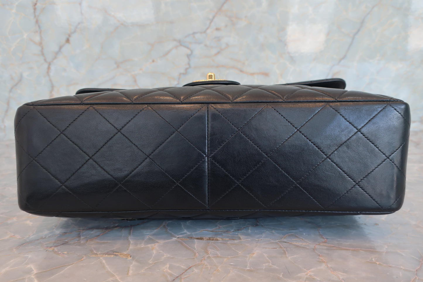 CHANEL/シャネル 中マトラッセシングルフラップチェーンショルダーバッグ ラムスキン ブラック/ゴールド金具 ショルダーバッグ 700070111