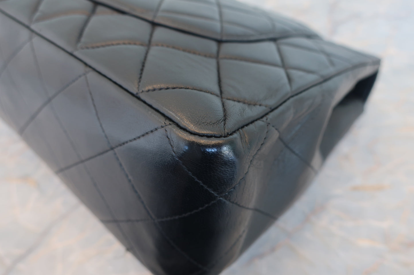 CHANEL/シャネル 中マトラッセシングルフラップチェーンショルダーバッグ ラムスキン ブラック/ゴールド金具 ショルダーバッグ 700070111