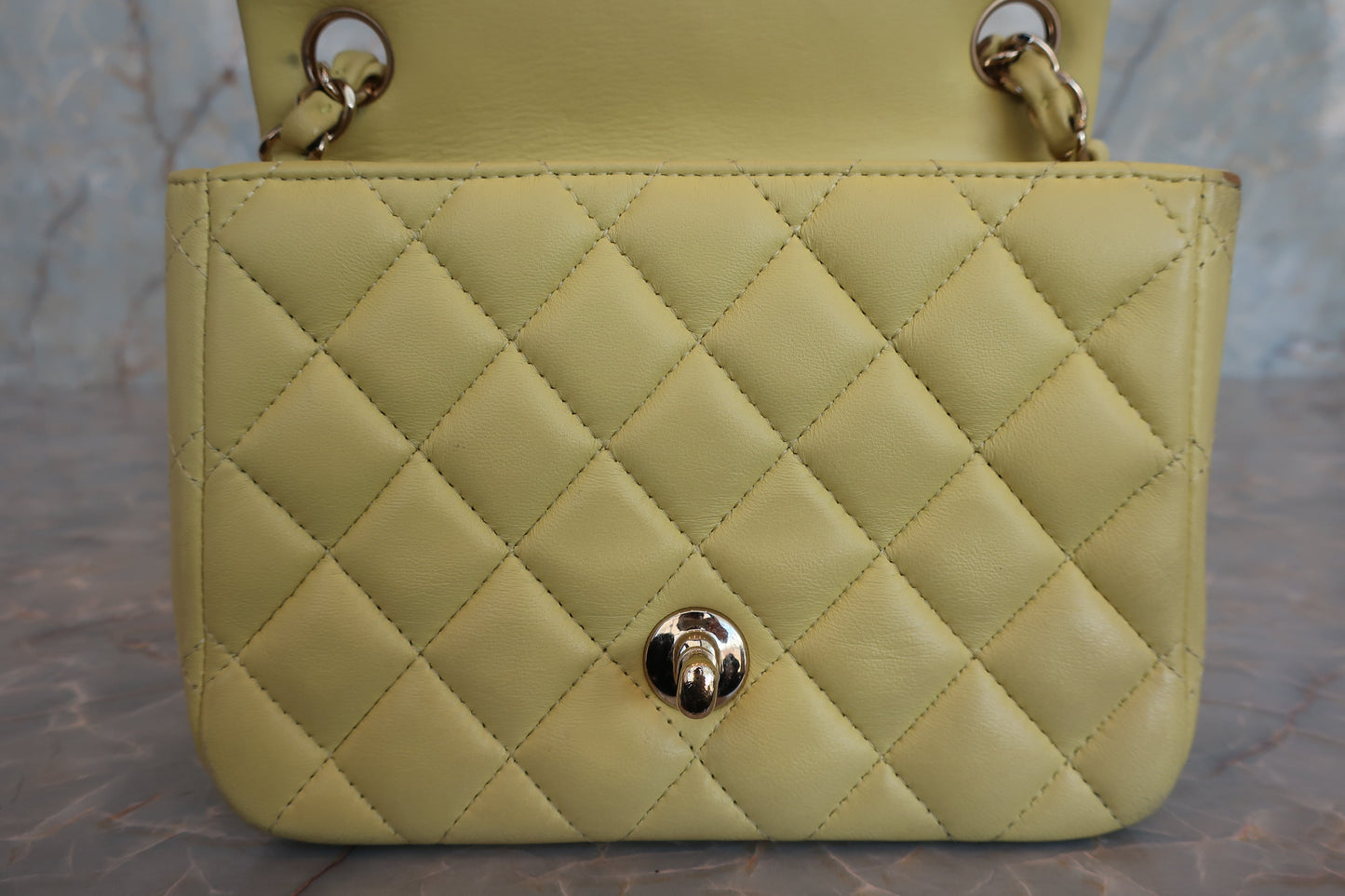 CHANEL/シャネル ミニマトラッセシングルフラップチェーンショルダーバッグ ラムスキン イエロー/ゴールド金具 ショルダーバッグ 700070095