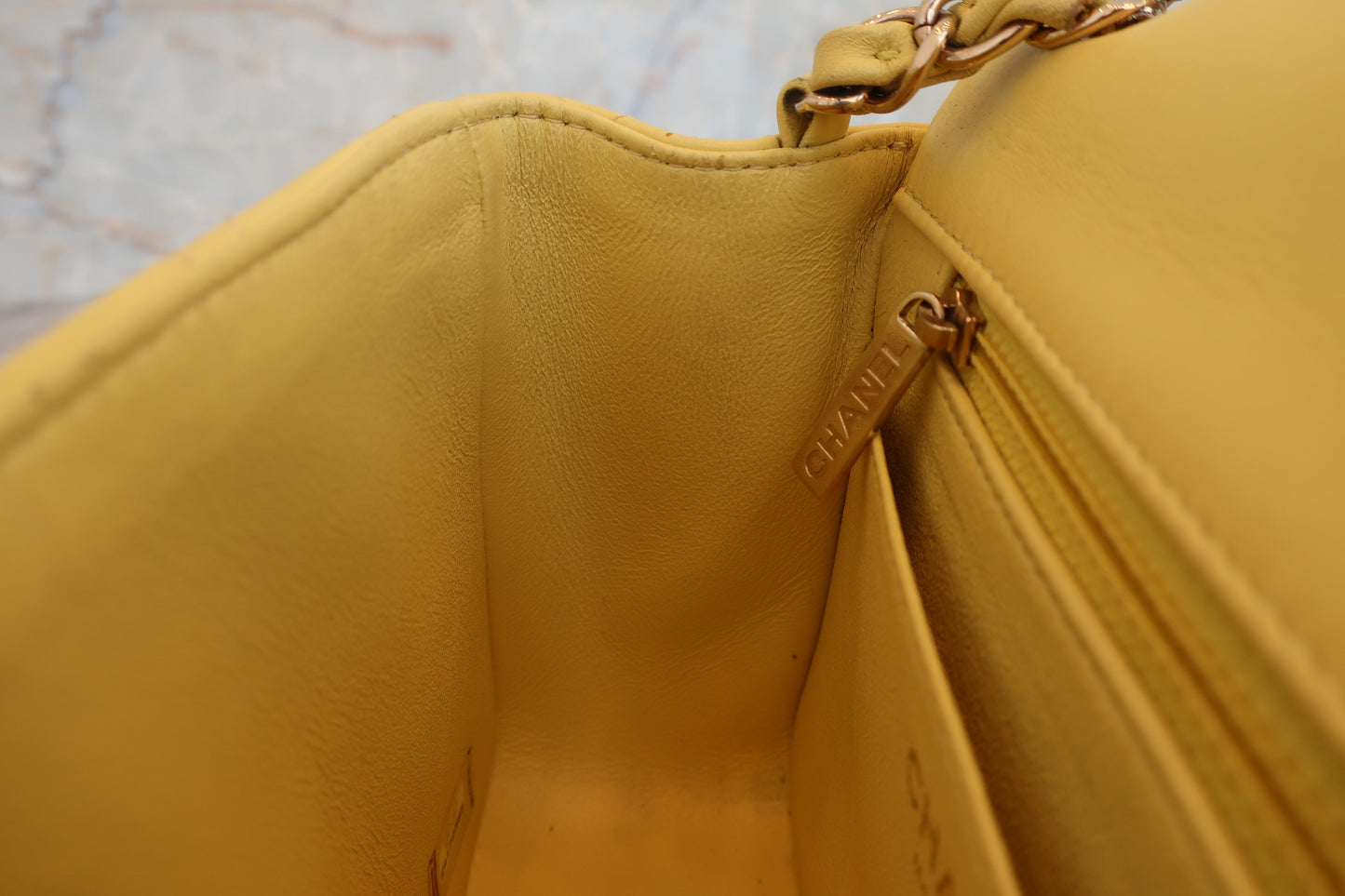 CHANEL/シャネル ミニマトラッセシングルフラップチェーンショルダーバッグ ラムスキン イエロー/ゴールド金具 ショルダーバッグ 700070095