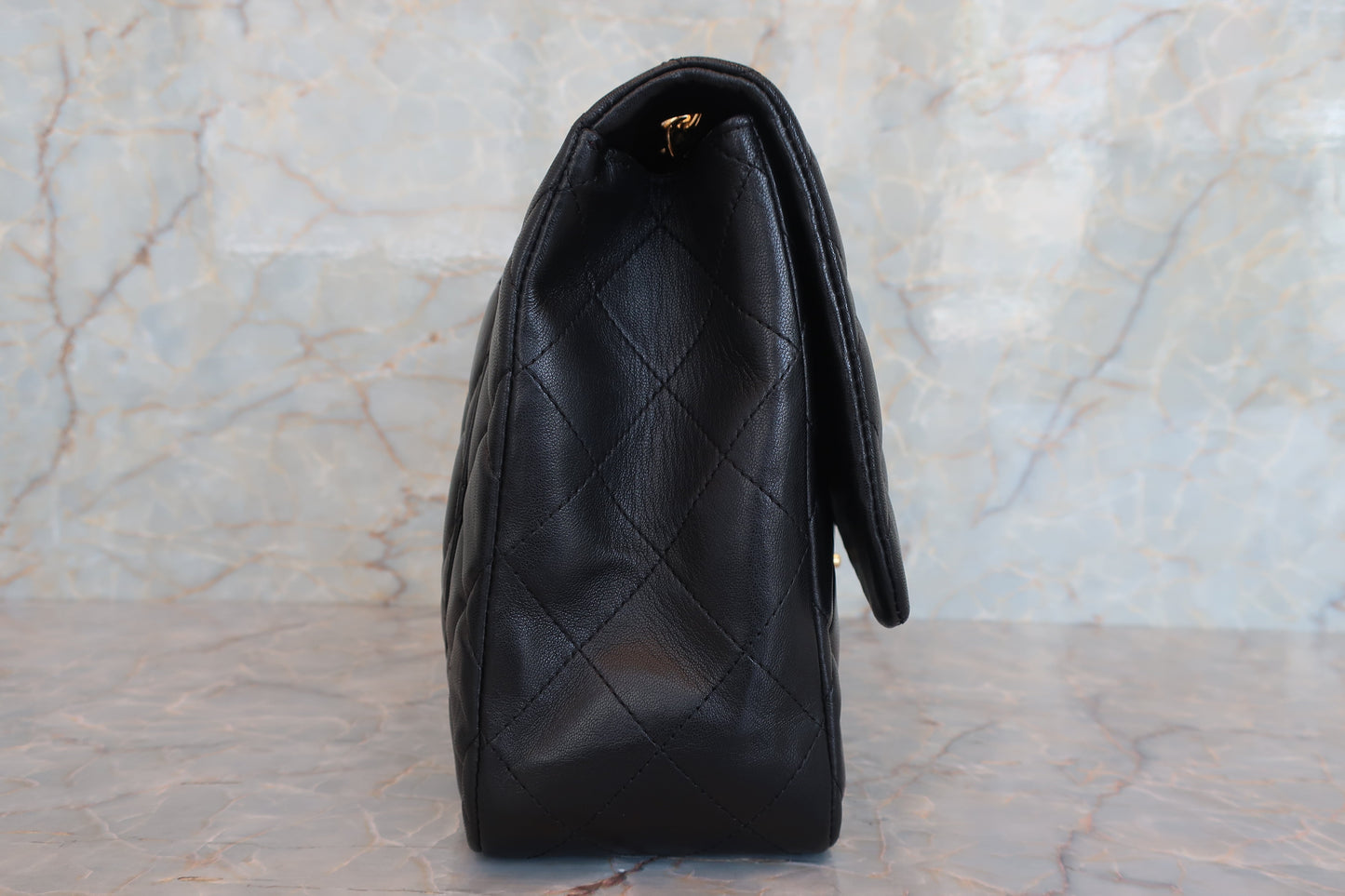 CHANEL/シャネル 中マトラッセシングルフラップチェーンショルダーバッグ ラムスキン ブラック/ゴールド金具 ショルダーバッグ 700070123