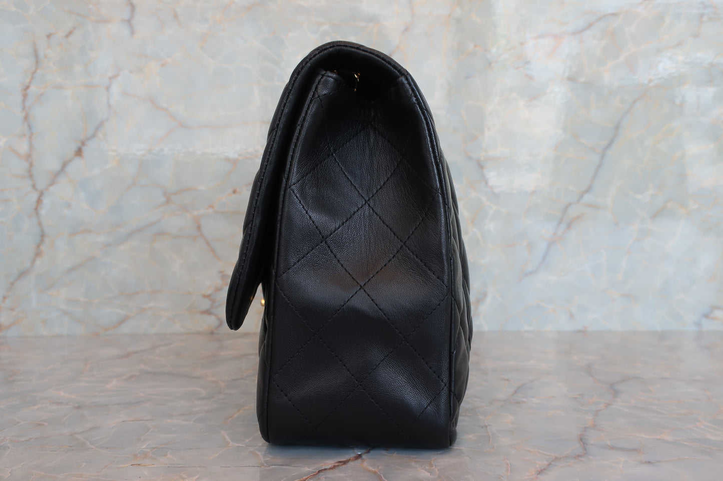 CHANEL/シャネル 中マトラッセシングルフラップチェーンショルダーバッグ ラムスキン ブラック/ゴールド金具 ショルダーバッグ 700070123