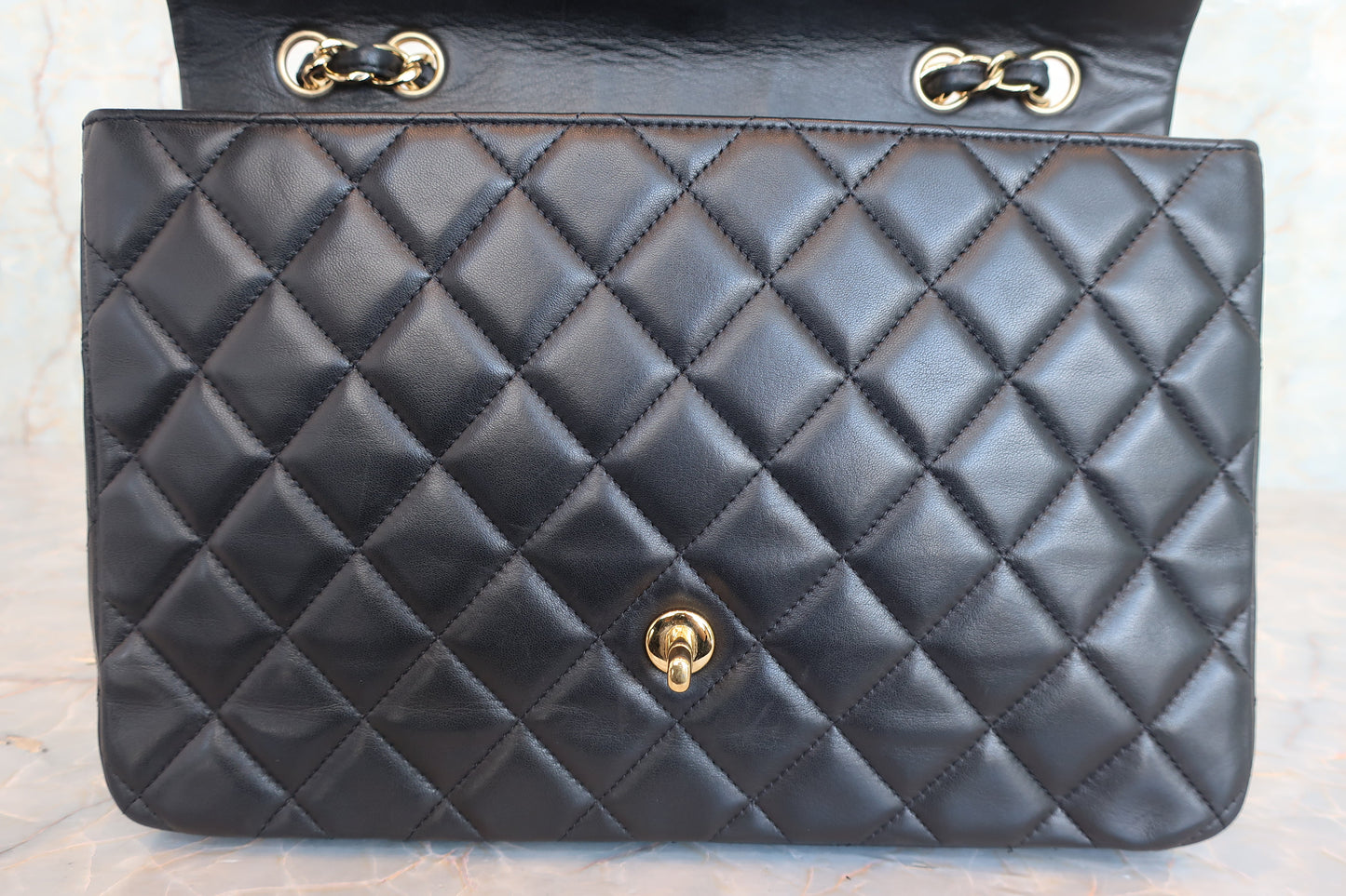 CHANEL/シャネル 中マトラッセシングルフラップチェーンショルダーバッグ ラムスキン ブラック/ゴールド金具 ショルダーバッグ 700070123