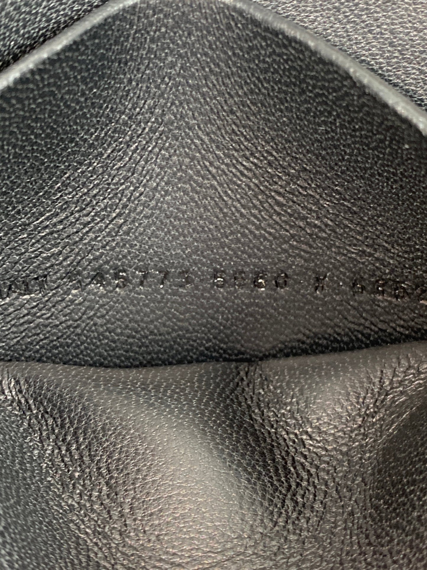 BALENCIAGA - VILLE LEATHER POUCH PINK SZ MED - NEW