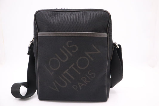 Louis Vuitton Citadin Shoulder Bag / Crossbody NM in Black Damier Geant Canvas