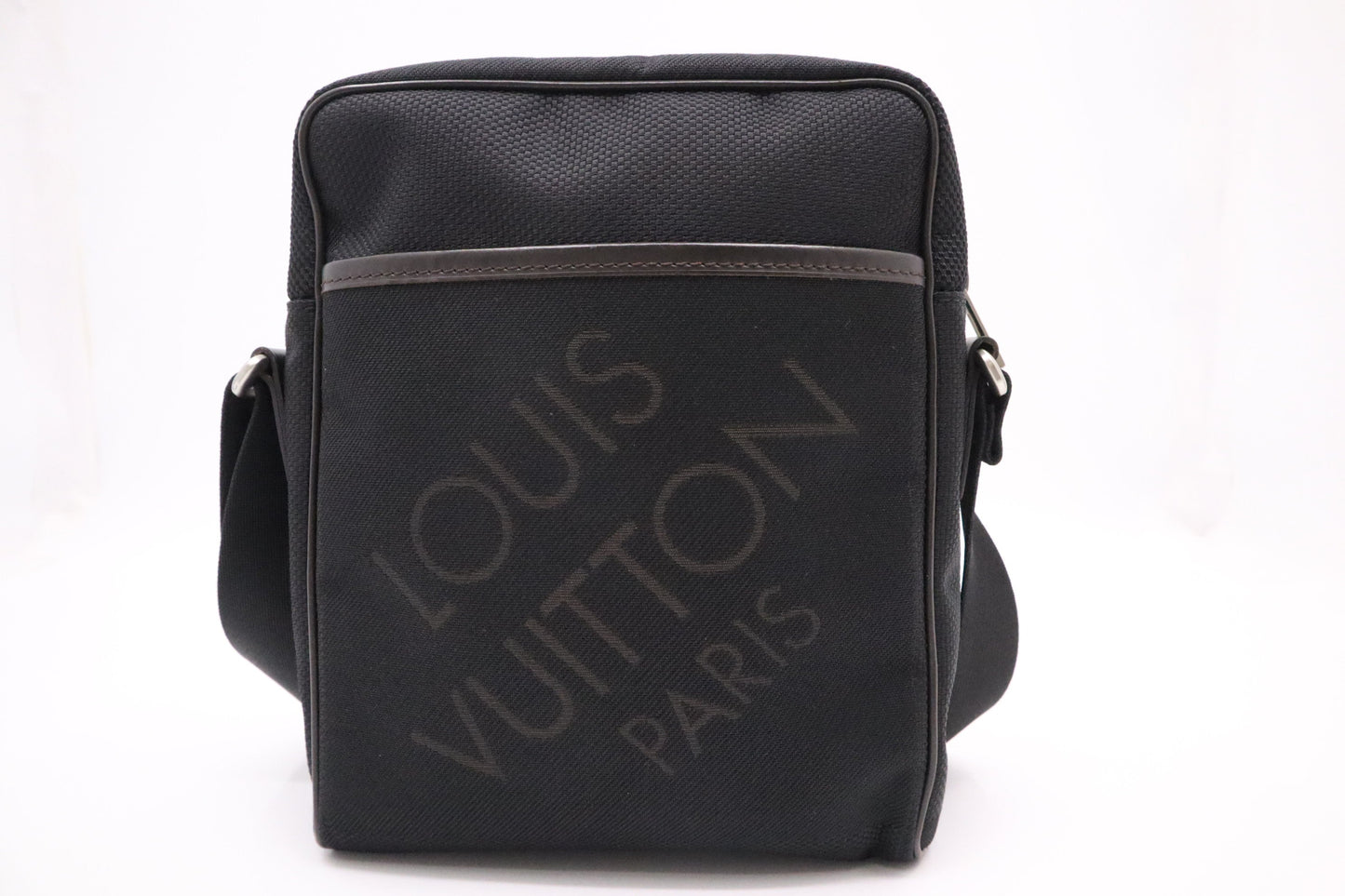 Louis Vuitton Citadin Shoulder Bag / Crossbody NM in Black Damier Geant Canvas