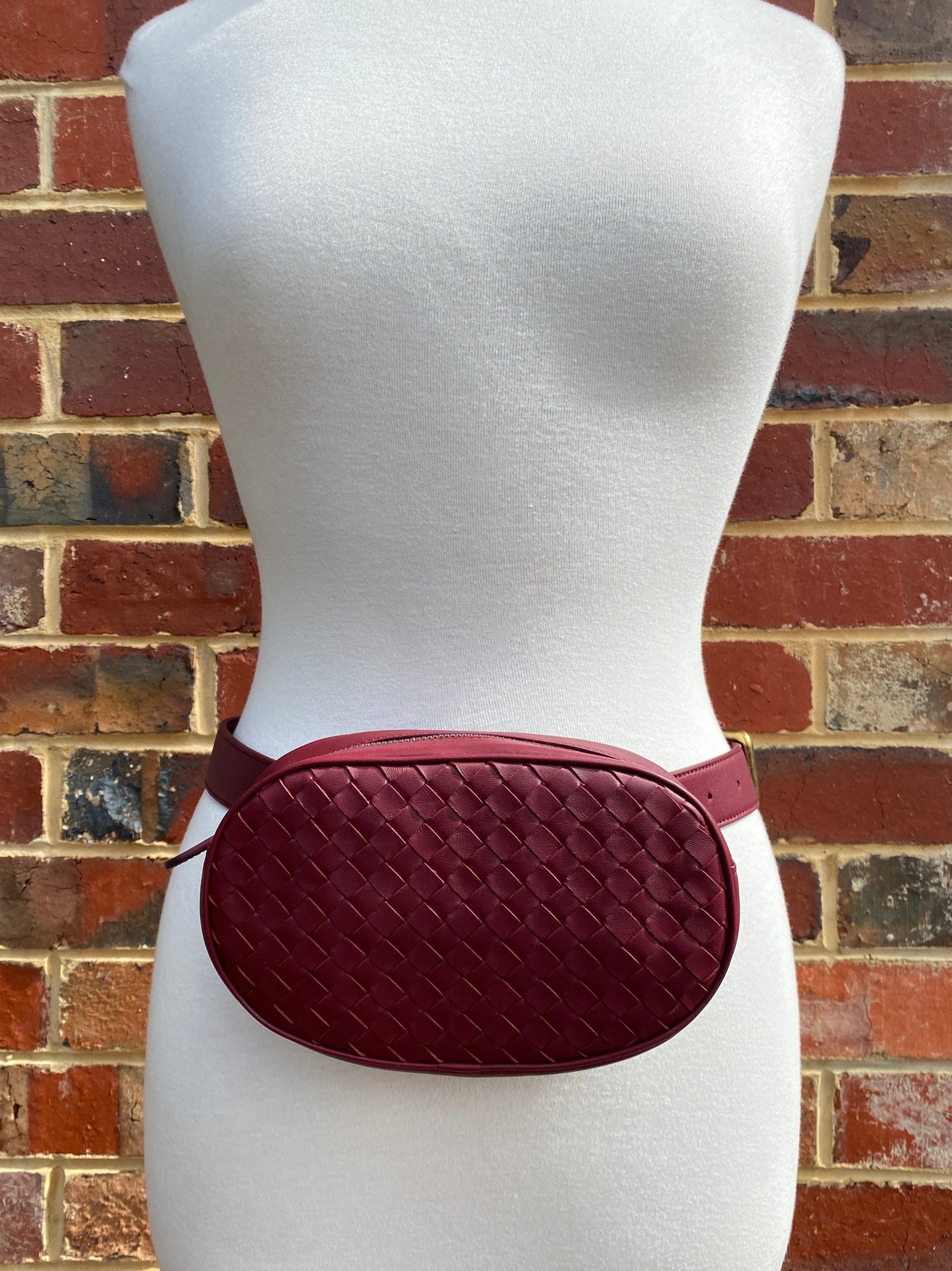 BOTTEGA VENETA - INTRECCIATO WEAVE BELT BAG MAROON - NEW WITH TAGS