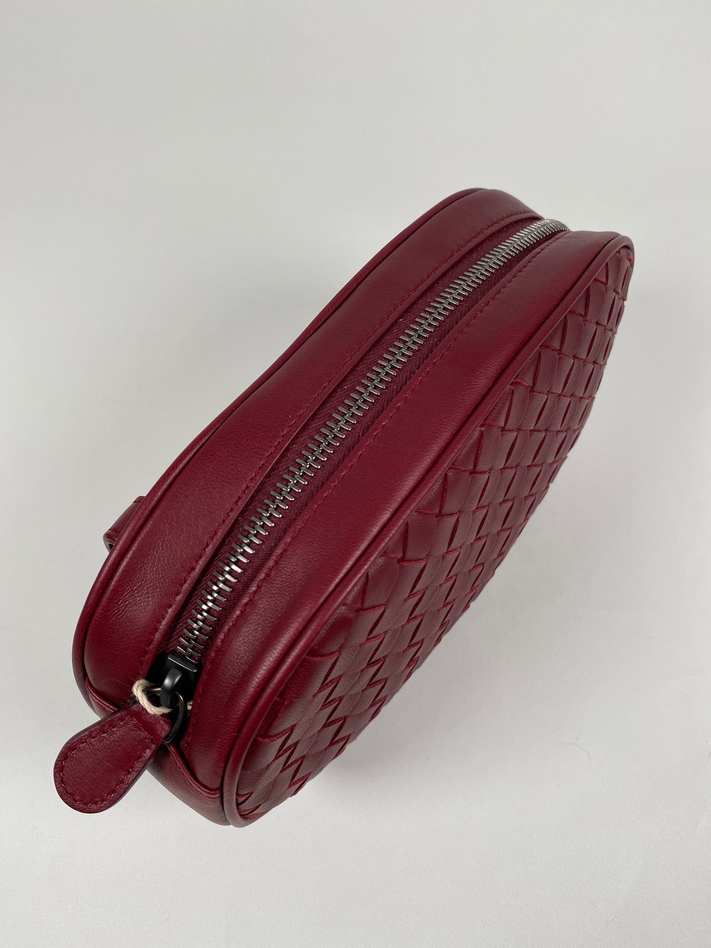 BOTTEGA VENETA - INTRECCIATO WEAVE BELT BAG MAROON - NEW WITH TAGS