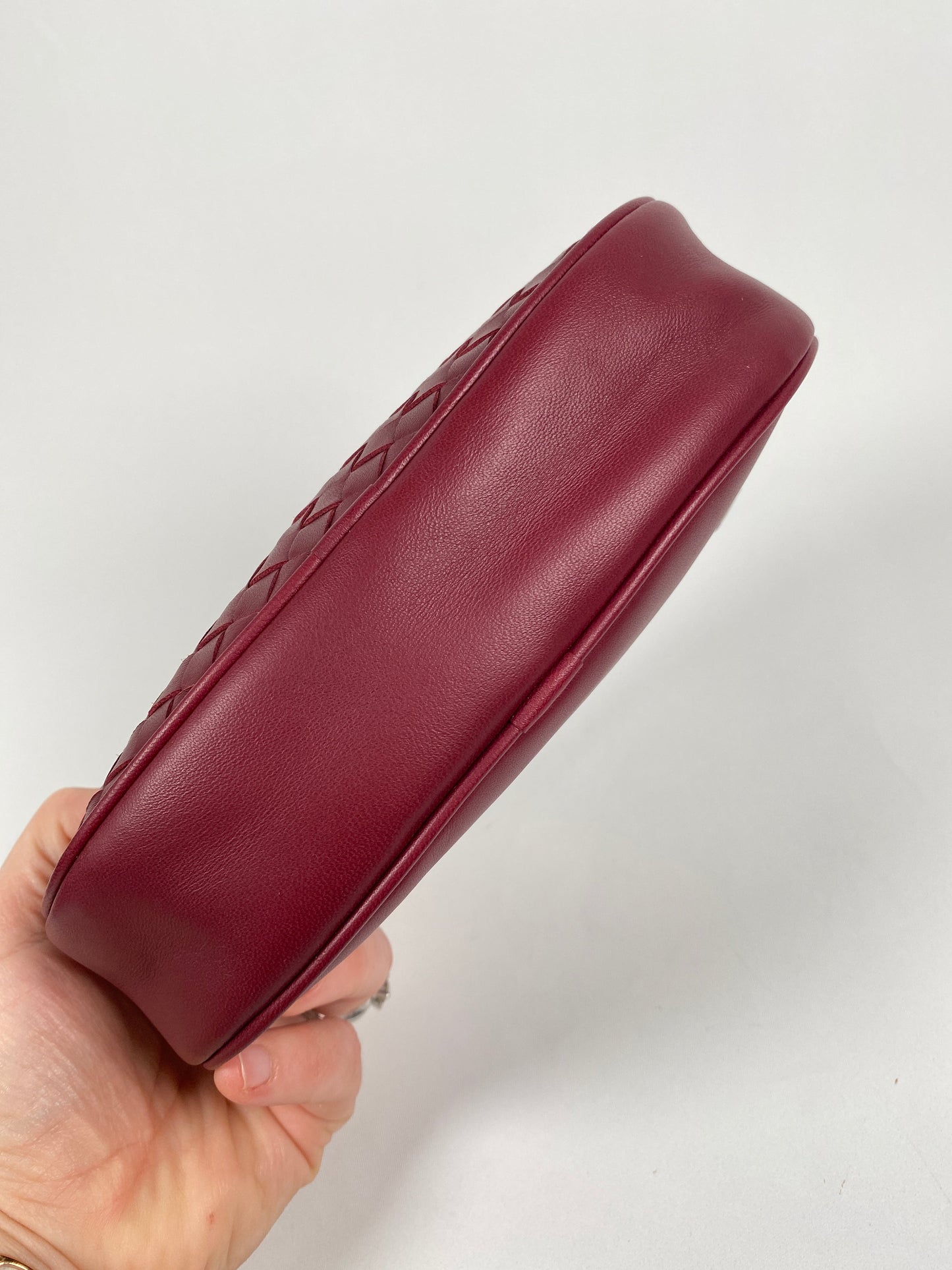 BOTTEGA VENETA - INTRECCIATO WEAVE BELT BAG MAROON - NEW WITH TAGS
