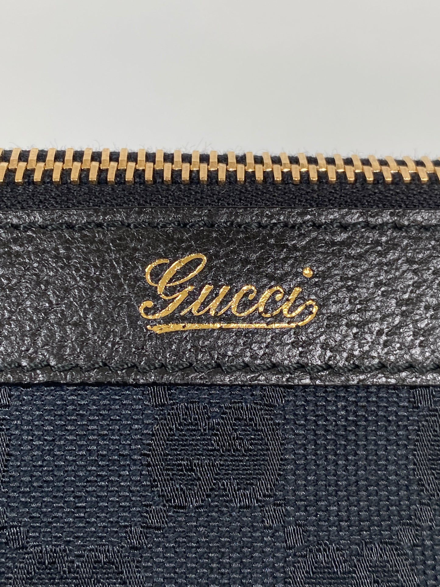 GUCCI - BLACK GG CANVAS ABBEY MED TOTE BAG
