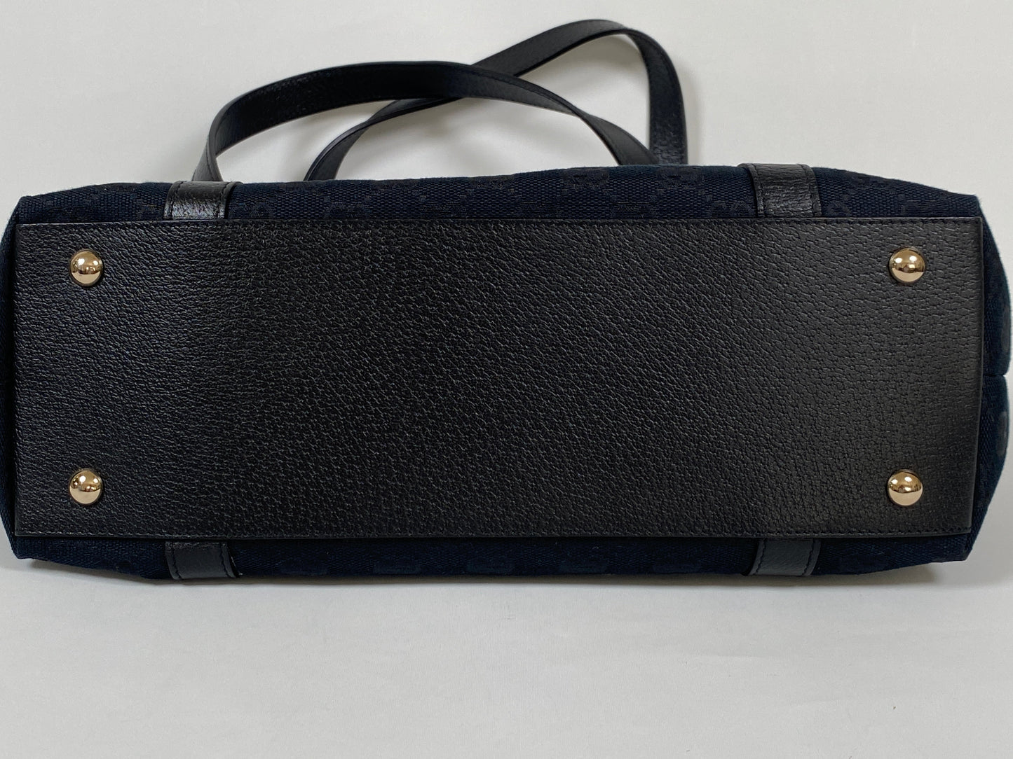 GUCCI - BLACK GG CANVAS ABBEY MED TOTE BAG